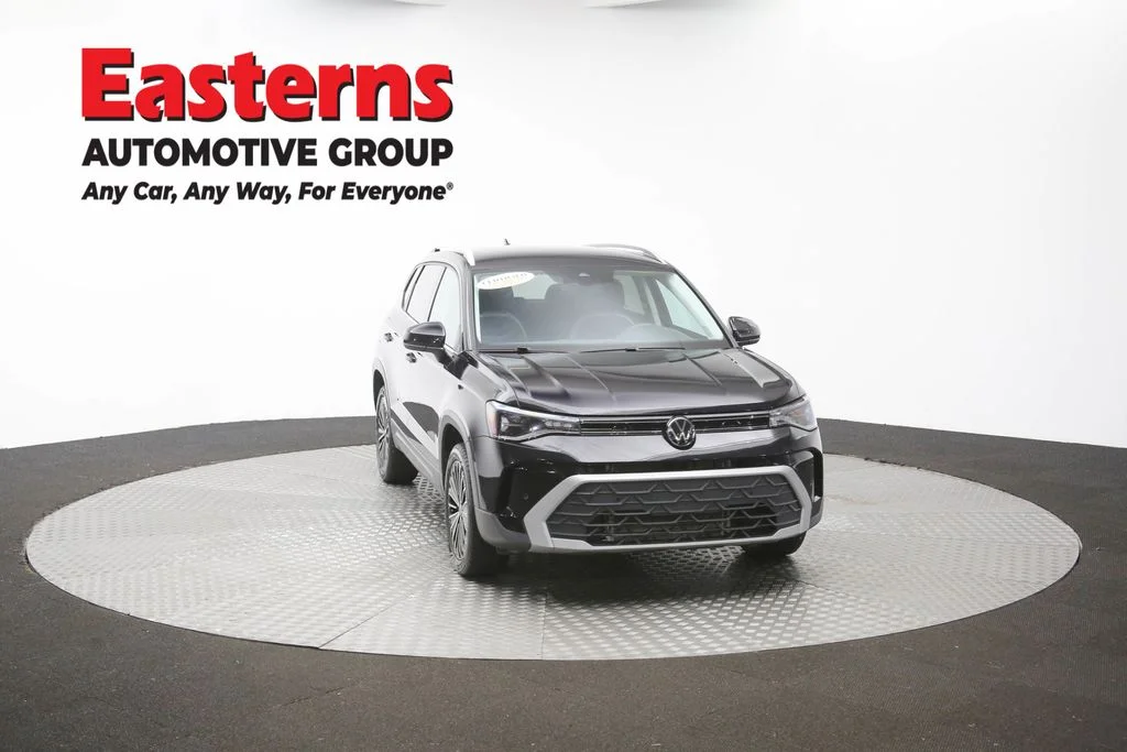 Used 2025 Black Volkswagen 1.5T SE image 46