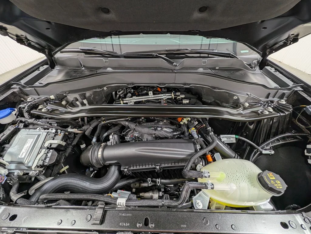 New 2026 Carbonized Gray Metallic Ford ST-Line image 26