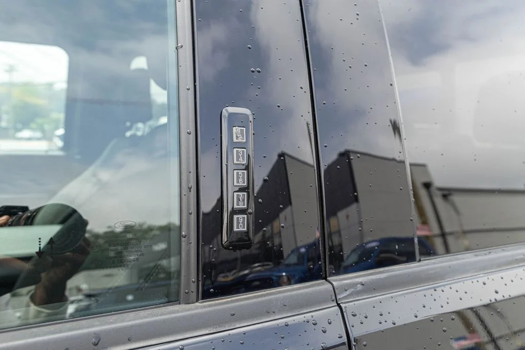 Used 2023 Black Ford XLT image 29