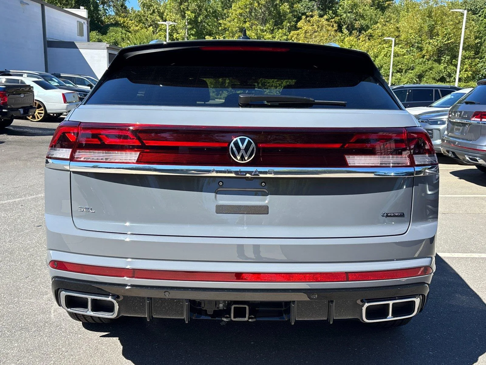 New 2026 Pure Gray Volkswagen 2.0T SEL Premium R-Line image 4