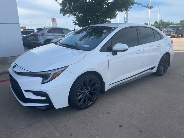 2025 Toyota Corolla SE CVT's photo