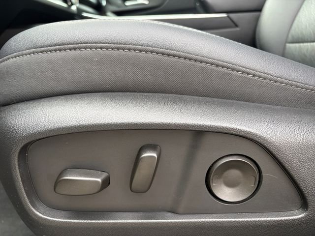 Used 2025 Gray Chevrolet LT image 27