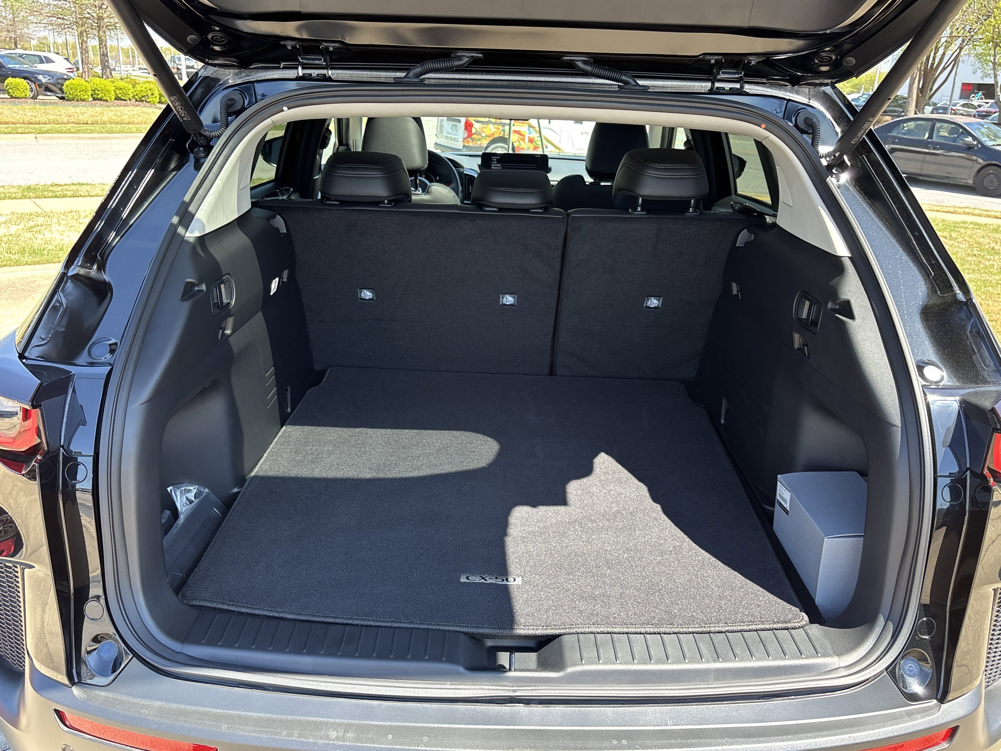 2026 Mazda CX-50 Premium - Photo 7