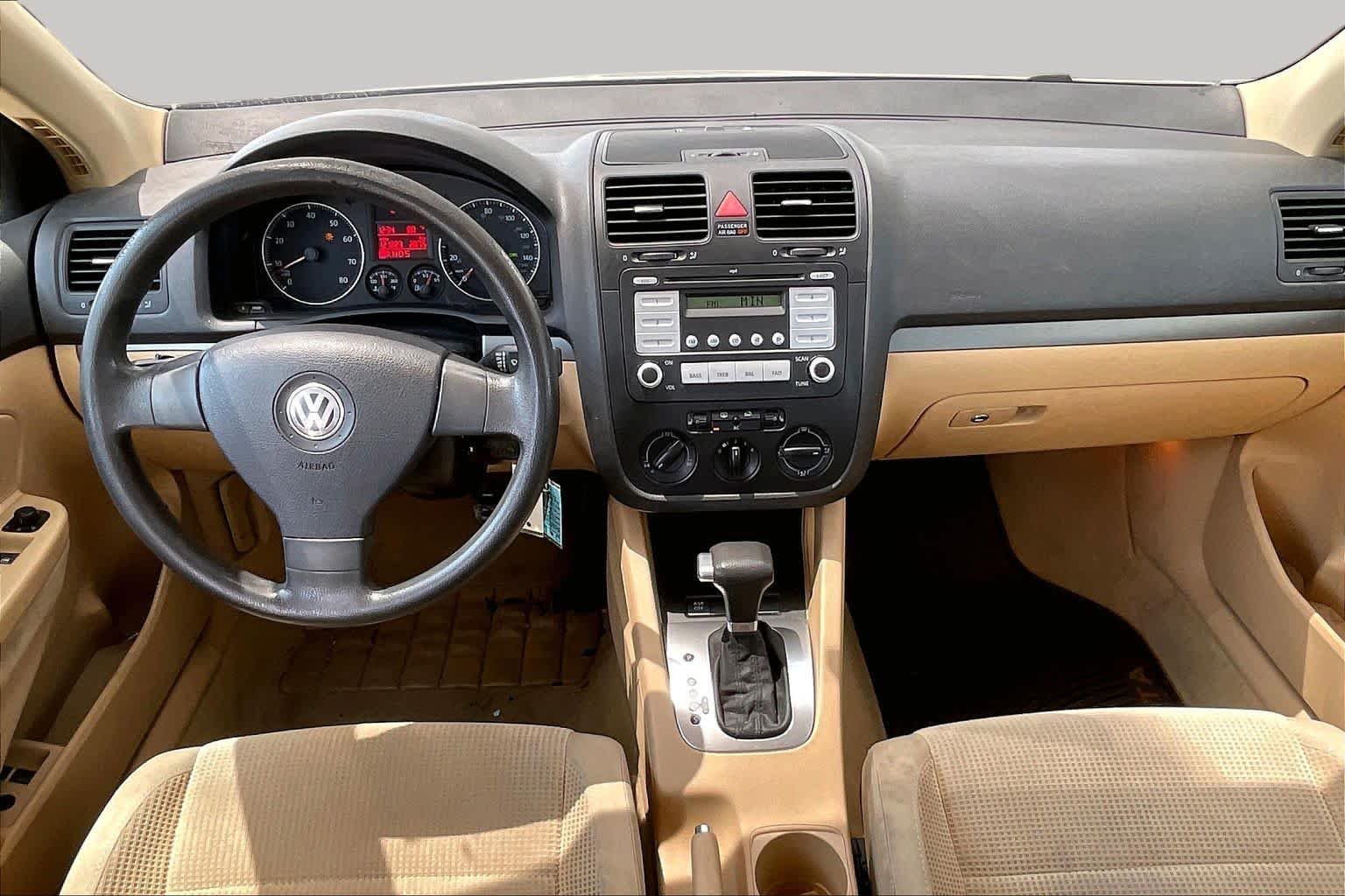 Used 2008 WHITE Volkswagen S image 14