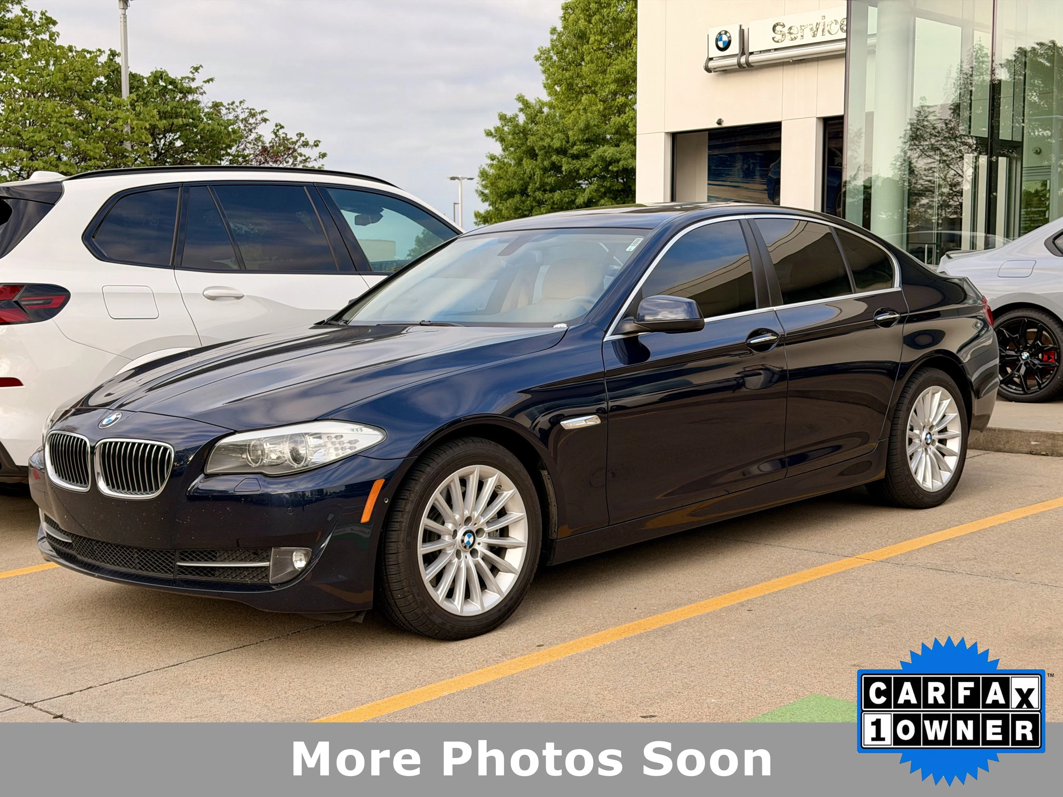 2013 BMW 5 Series 535i Sedan's photo