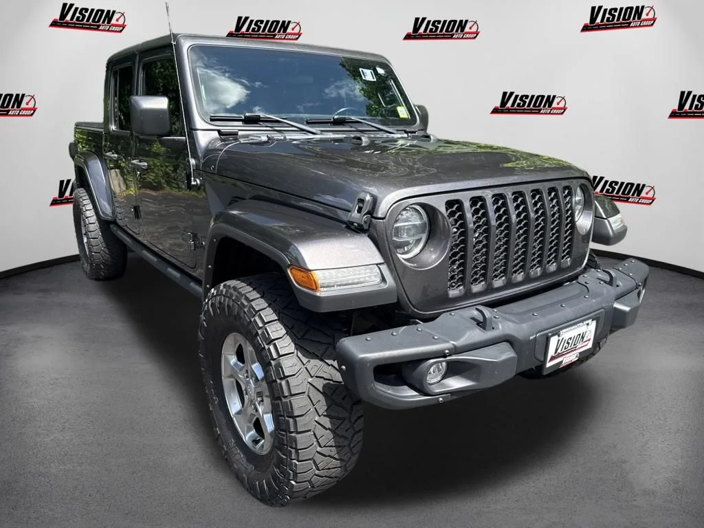 Used 2021 Gray Jeep  image 3