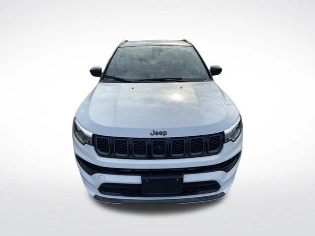 Used 2025 White Jeep Limited image 8