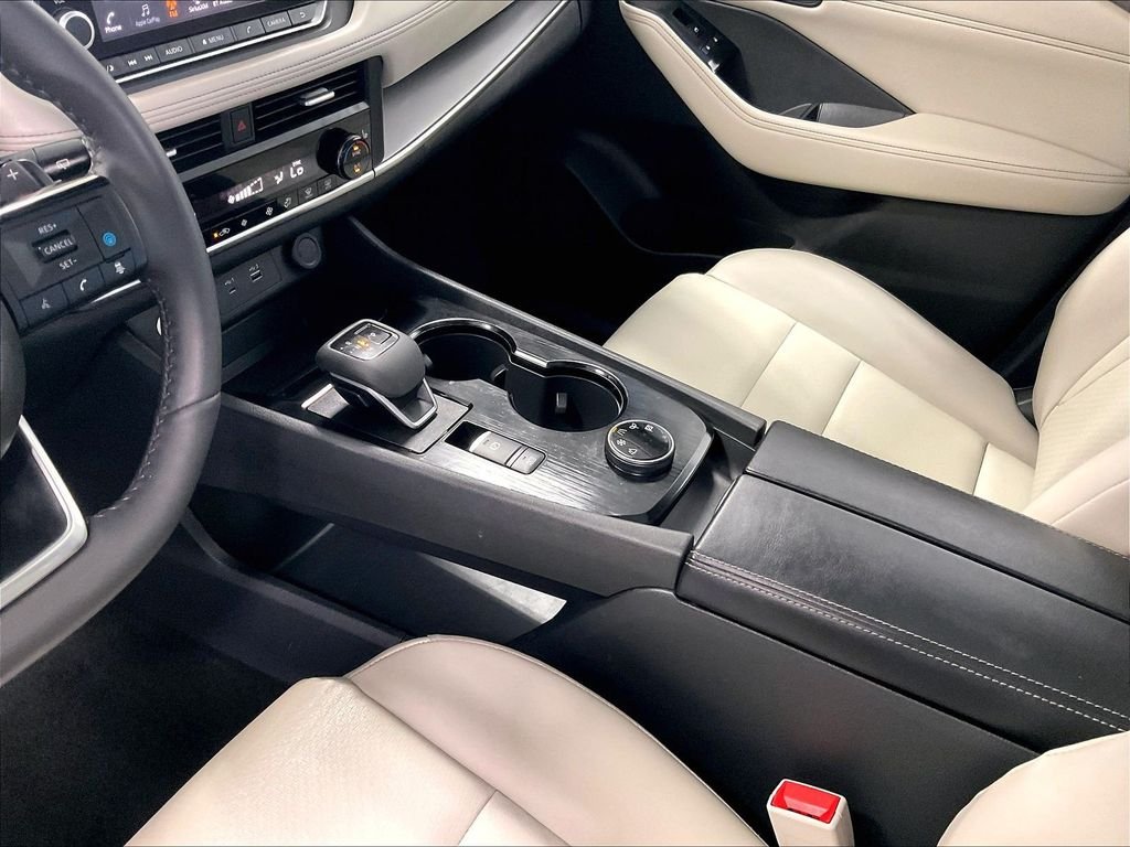 Certified Used 2023 White Nissan SV image 21