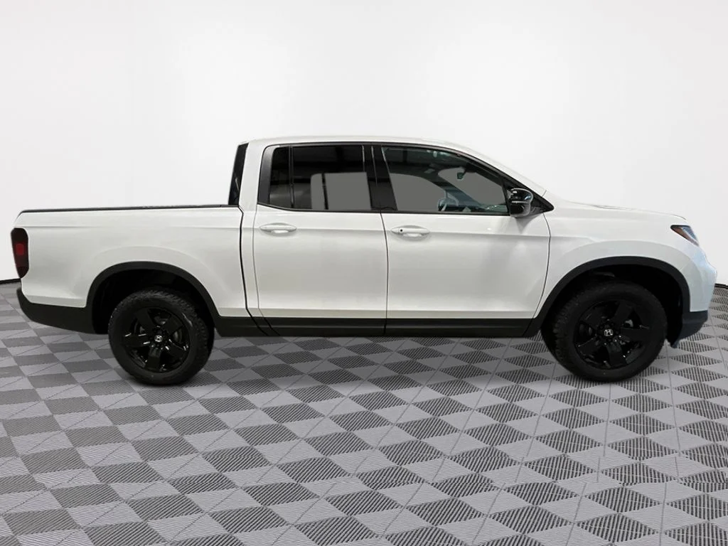 New 2026 Platinum White Pearl Honda Black Edition image 7