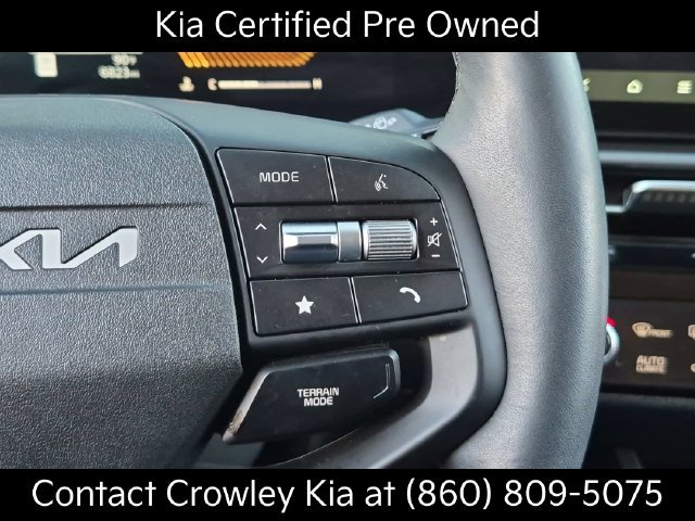 Certified Used 2026 Black Kia EX image 15