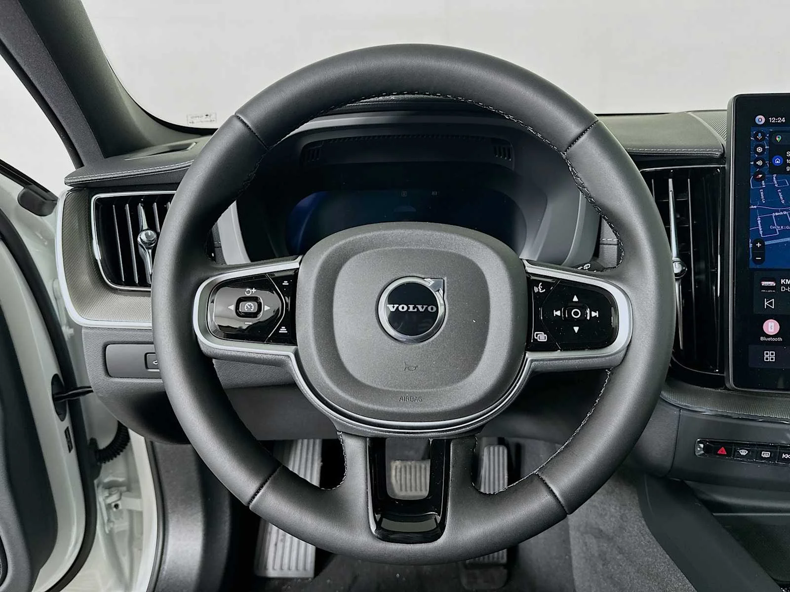 New 2026 Crystal White Volvo Ultra image 11