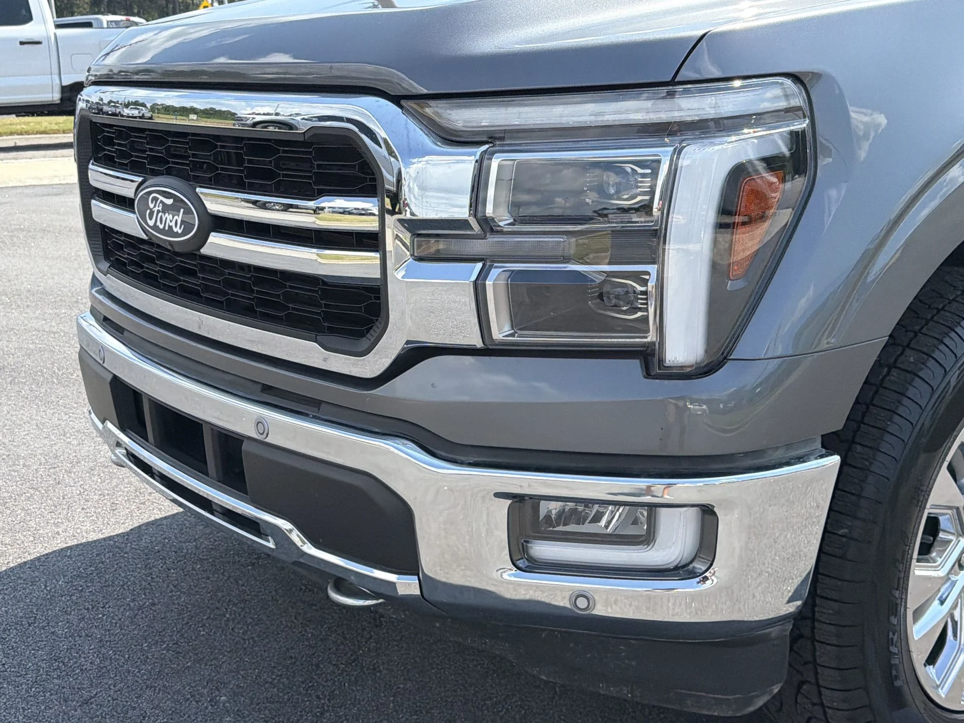 Certified Used 2024 Gray Metallic Ford Lariat image 35