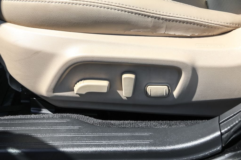 Used 2018 Black Subaru 3.6R image 10