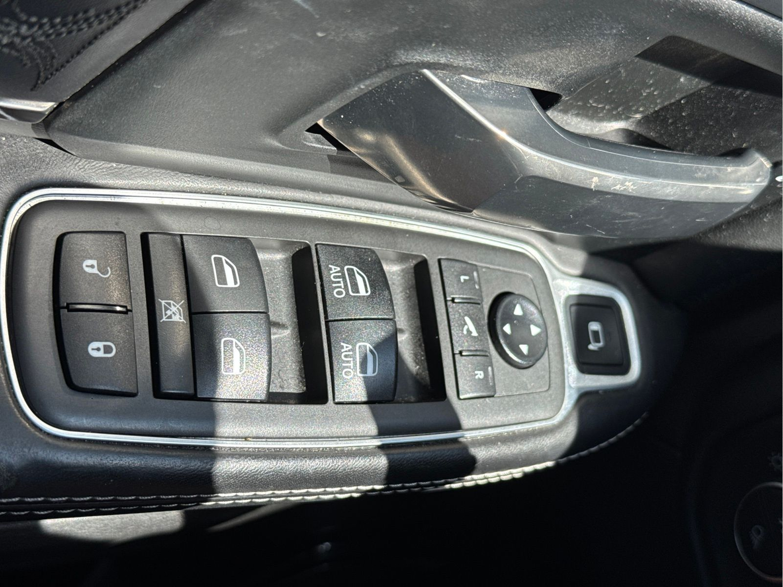 Used 2021 Black Ram Limited image 38