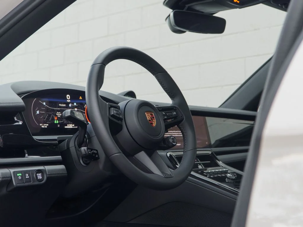 Used 2026  Porsche 4 image 4