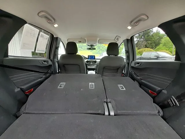 Used 2025 Silver Ford Active image 42
