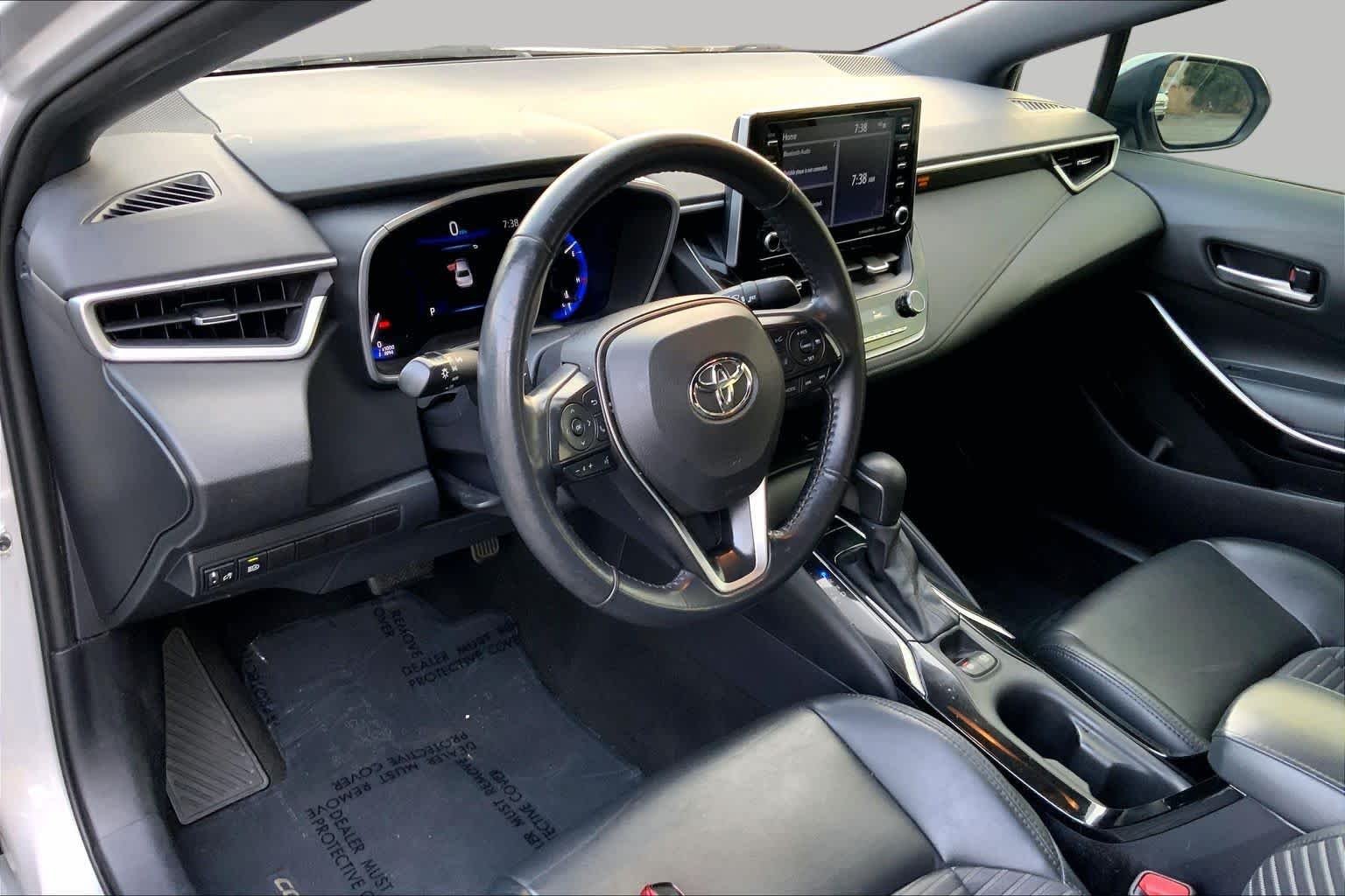 Used 2022 Classic Silver Metallic Toyota XSE image 17