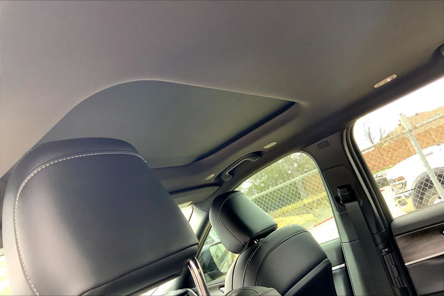 New 2026 Velvet Red Pearlcoat Jeep Laredo Altitude image 17