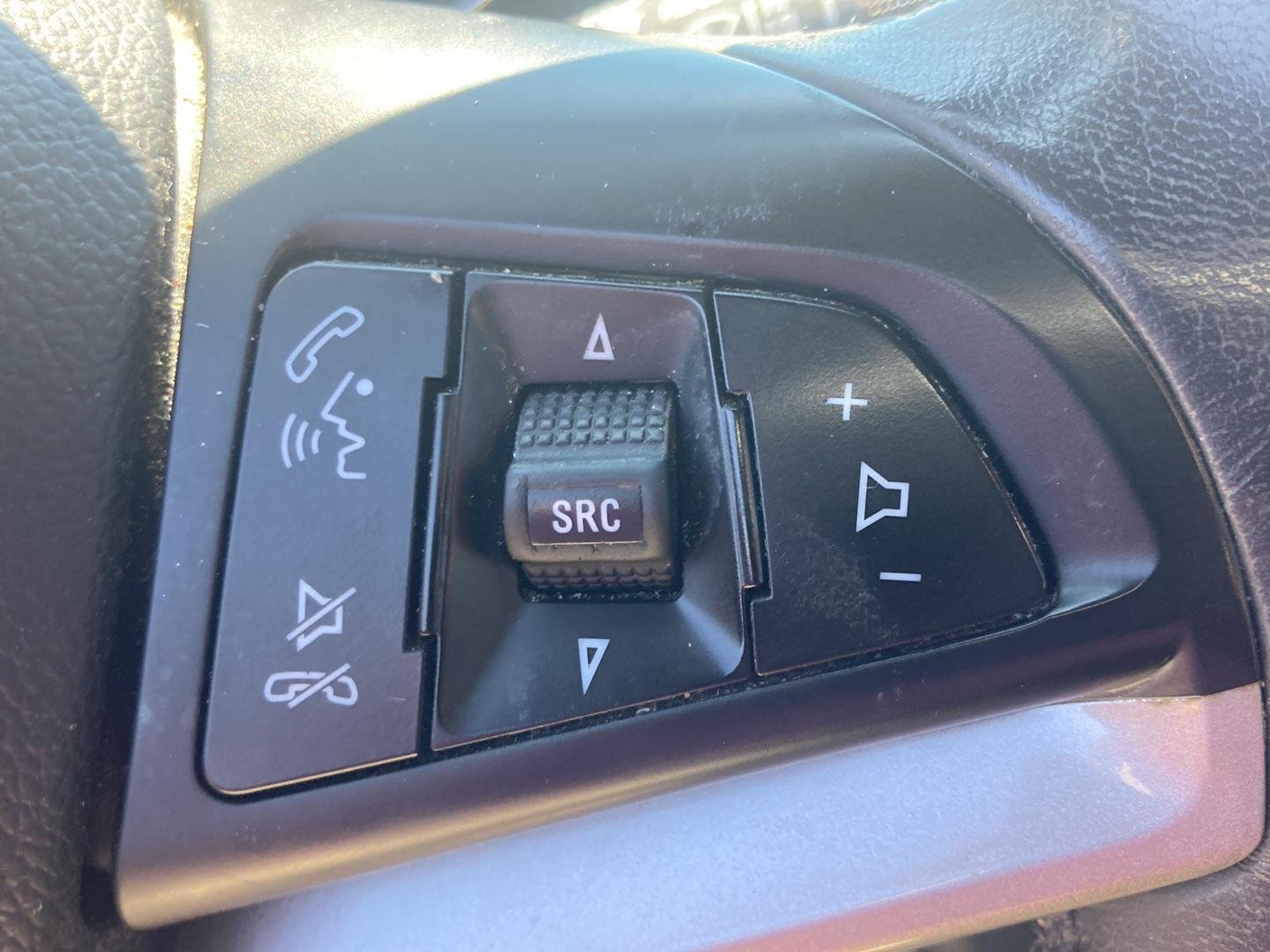 Used 2018 Summit White Chevrolet LT image 15
