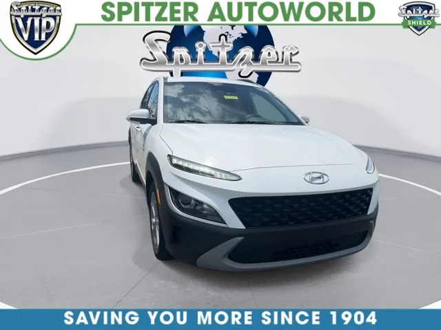 Used 2022 White Hyundai SEL image 2