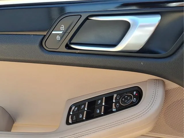 Used 2020 White Porsche Y image 16