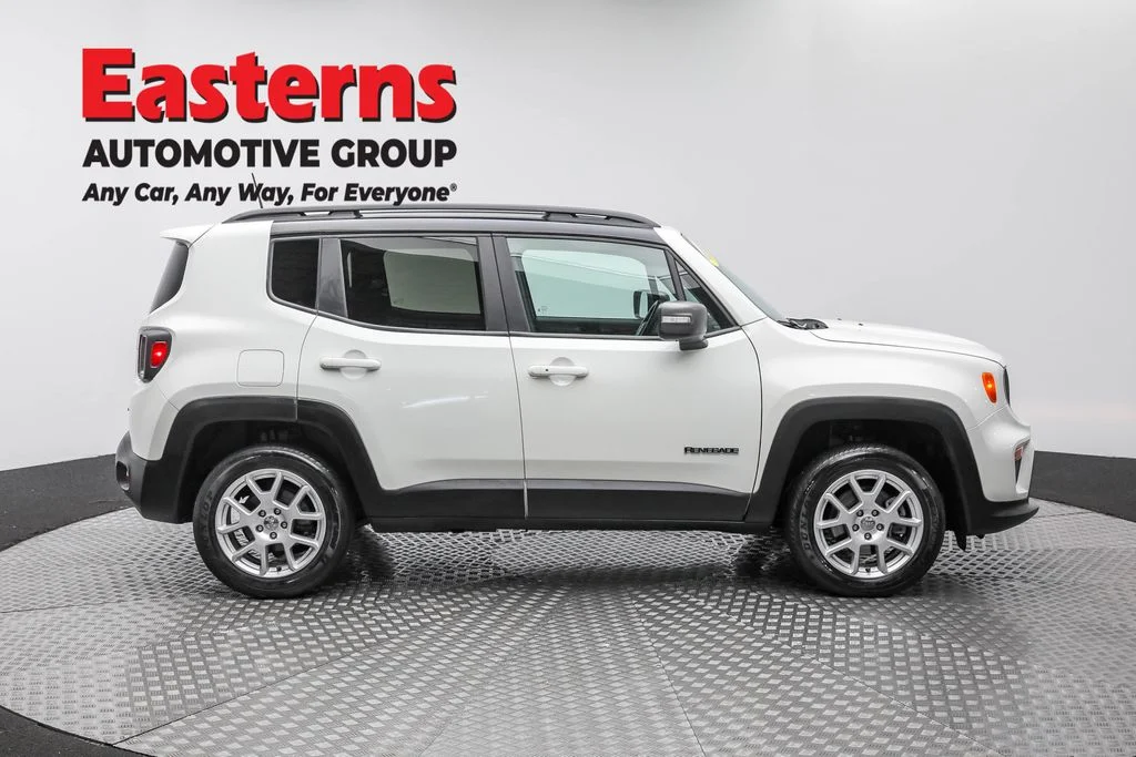 Used 2021 White Jeep Limited image 4