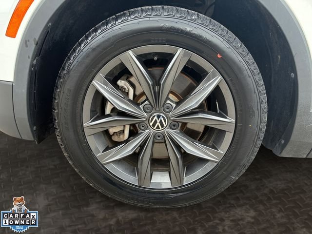 Certified Used 2023 Opal White Volkswagen 2.0T SE image 9