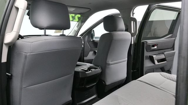 Used 2022 Green Toyota SR5 image 16