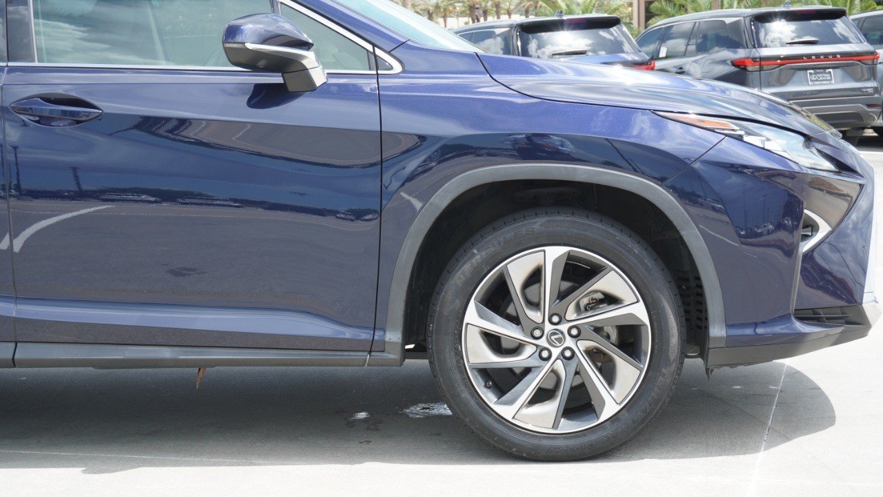 Used 2019 Blue Lexus RX 350L Luxury image 10