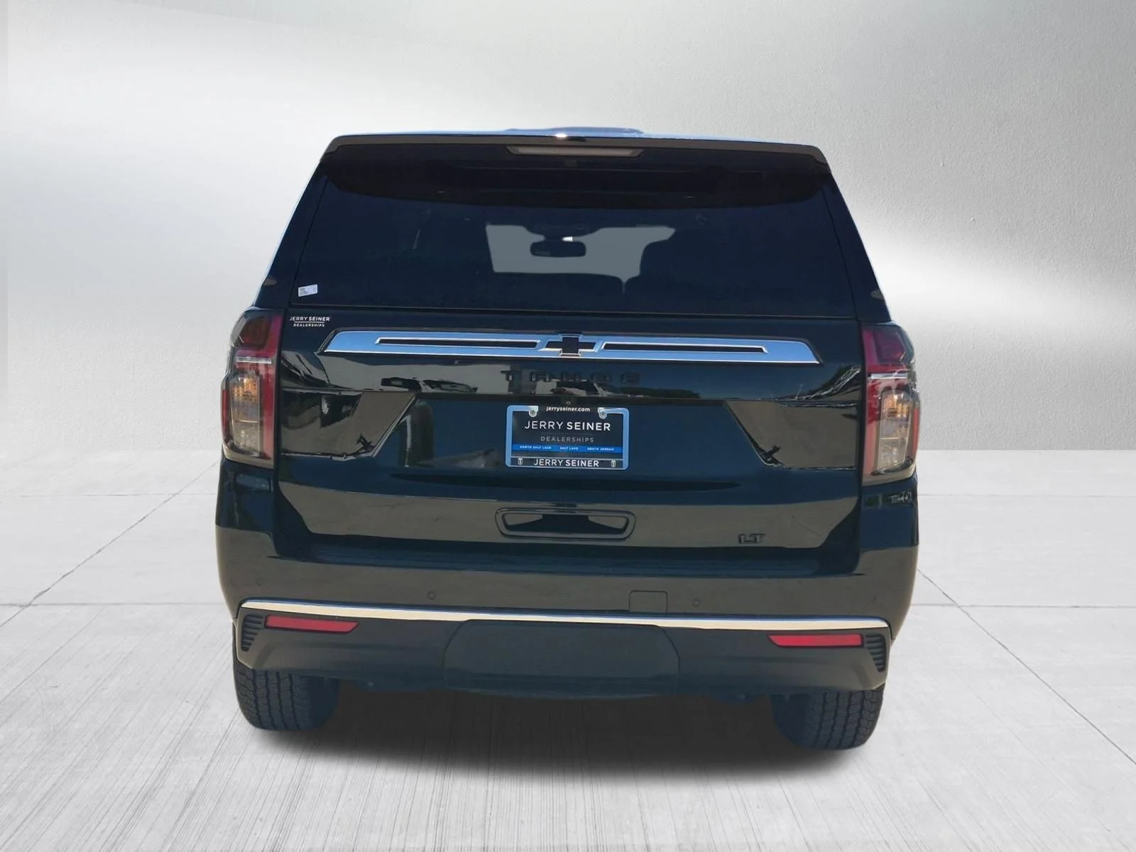 Used 2023 Black Chevrolet LT image 5