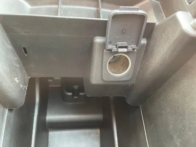 Used 2019 Black Metallic Ford Titanium image 34