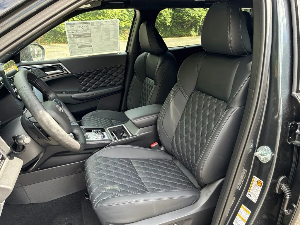 New 2026 Gray Nissan Platinum image 15