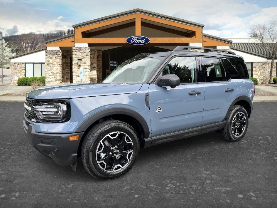 New 2026 Azure Gray Metallic Tri-Coat Ford Outer Banks® image 1
