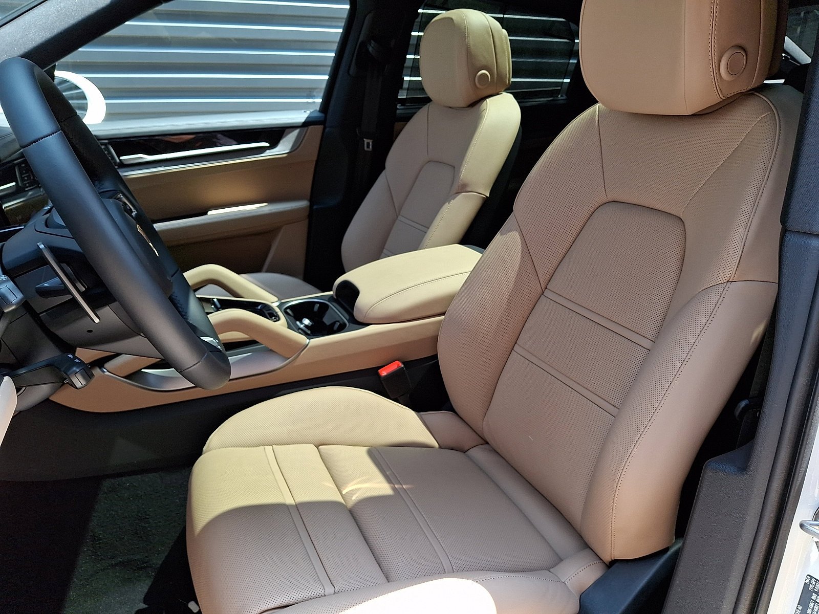 New 2026 Carrara White Metallic Porsche  image 5