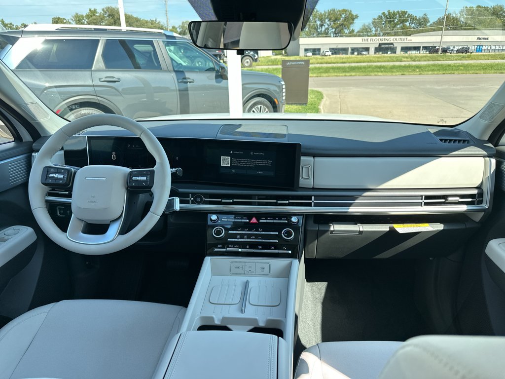 New 2027 Serenity White Hyundai SE image 3