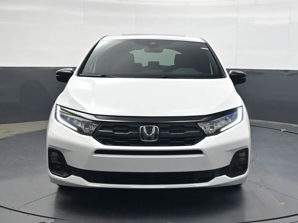 New 2026 Platinum White Pearl Honda Sport-L image 9