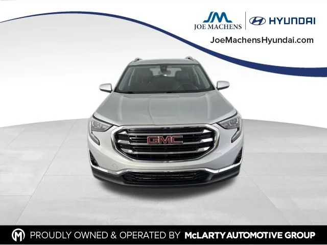 Used 2021 Silver GMC SLT image 2