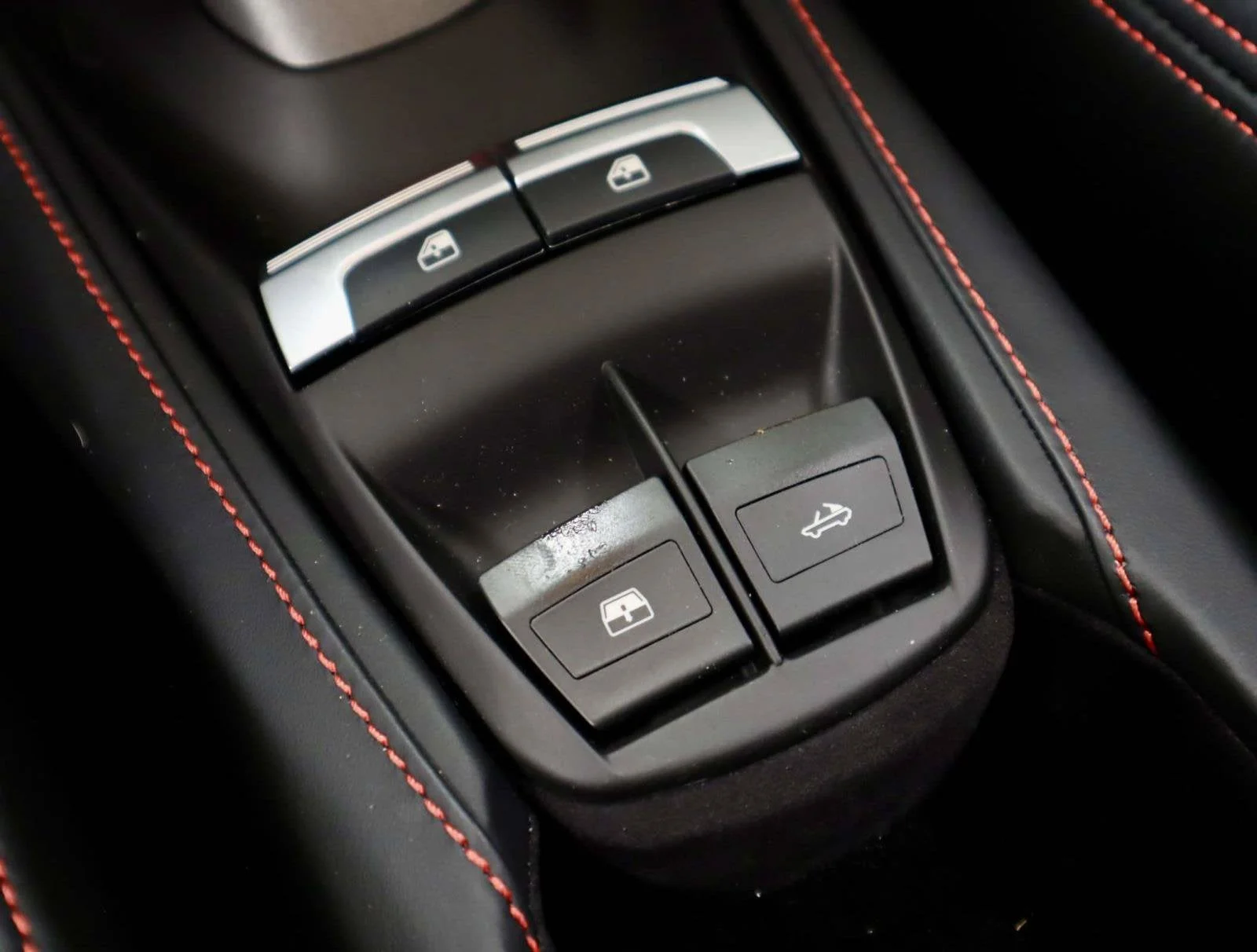 Used 2019 Nero Ferrari  image 30
