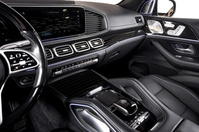 Used 2021 Maybach Two-Tone Paint Iridium Silver/Selenite Gre Mercedes-Benz Maybach GLS 600 image 33