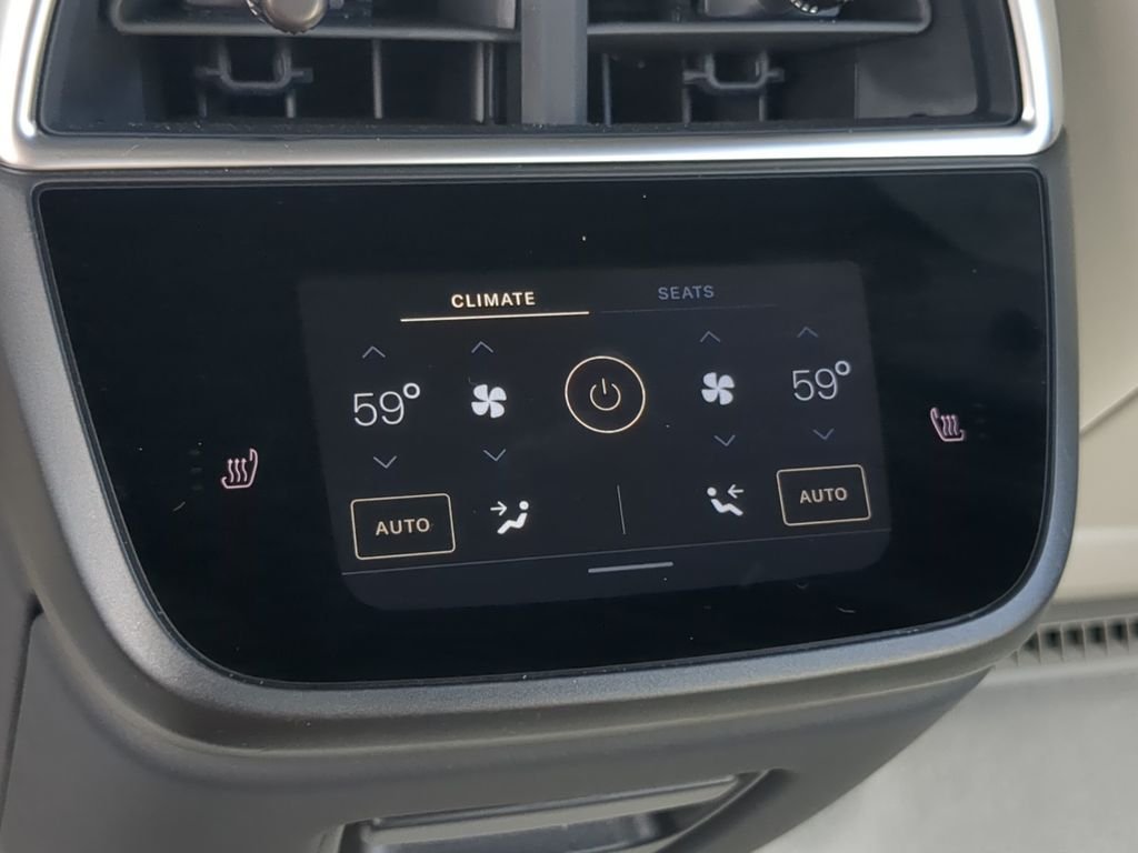Used 2025 Red Lucid Touring image 17