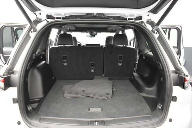 Used 2024 White Jeep Limited image 8