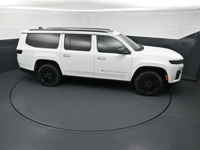 New 2026 White Jeep Limited Reserve image 15