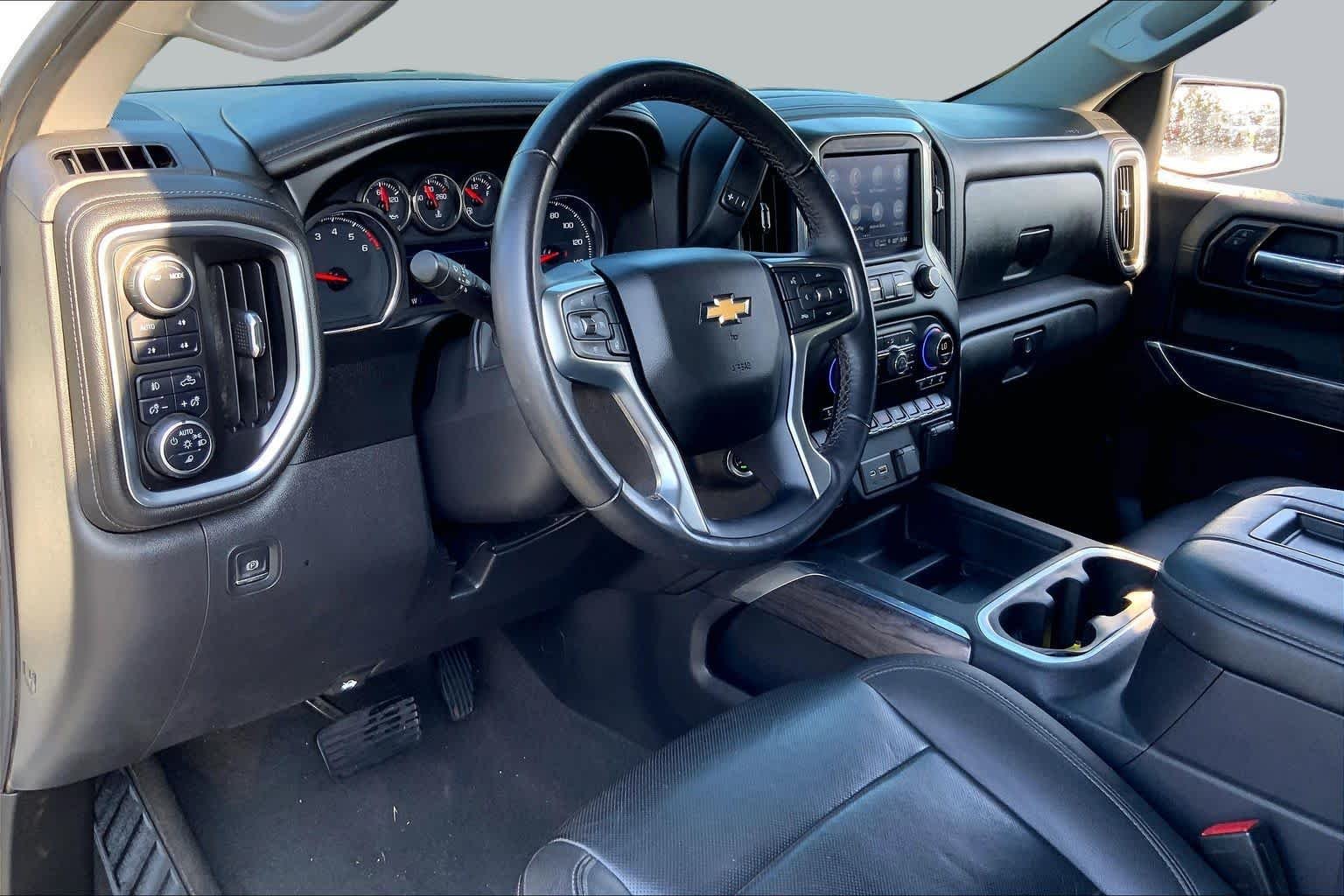 Used 2021 Summit White Chevrolet LTZ image 16