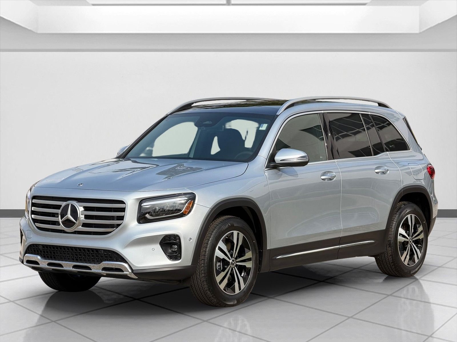 New 2026 Cirrus Silver Metallic Mercedes-Benz GLB 250 image 6