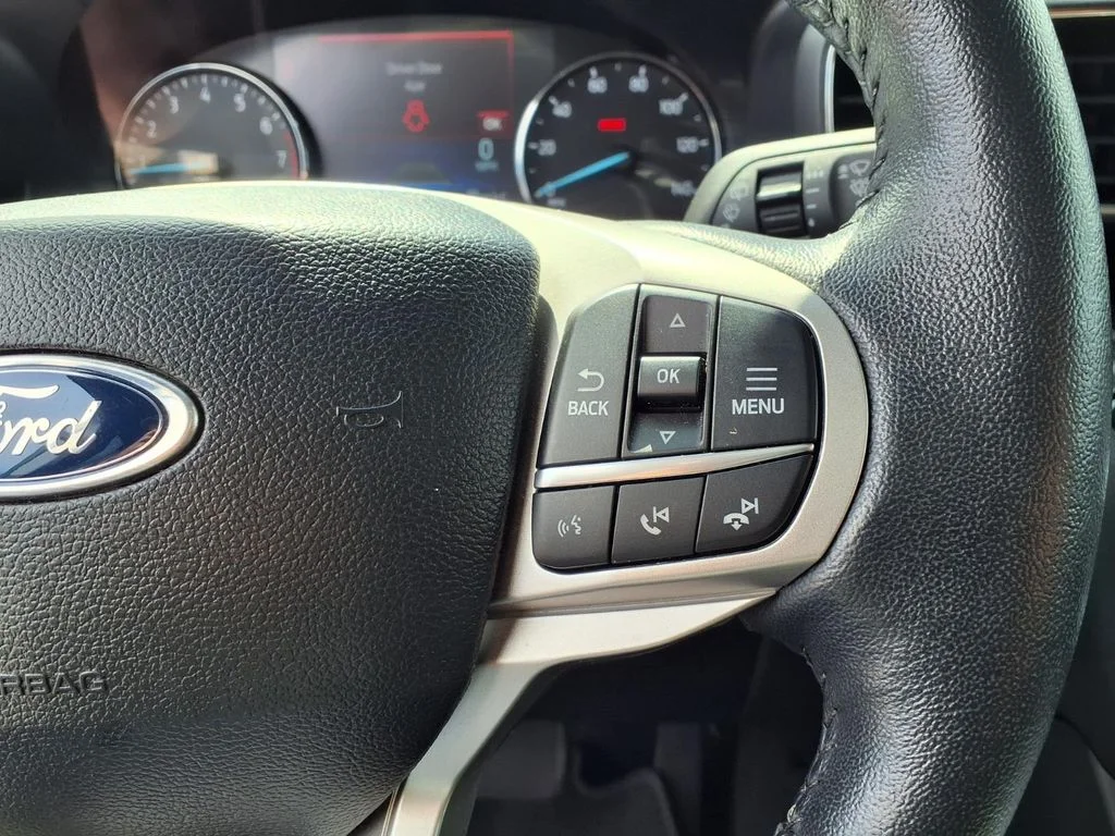 Used 2024 Silver Ford Limited image 12