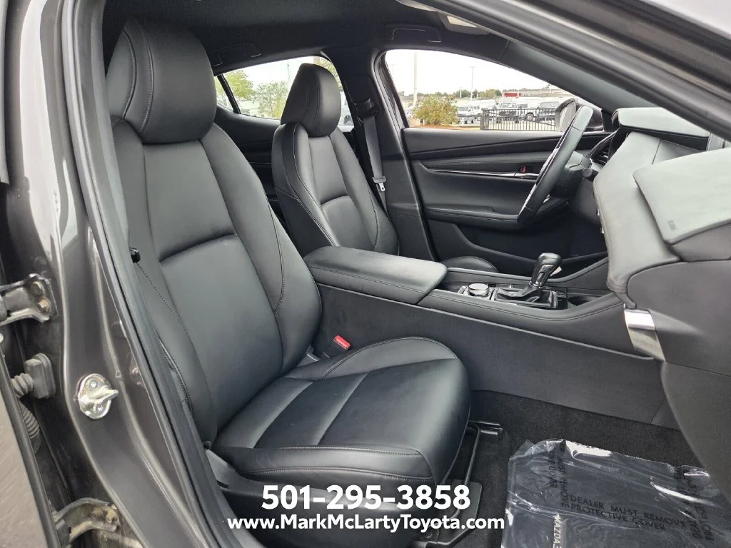 Used 2020 Gray Mazda Preferred image 15