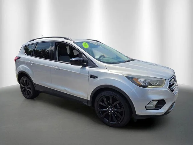 Certified Used 2019 Ingot Silver Ford SE image 7