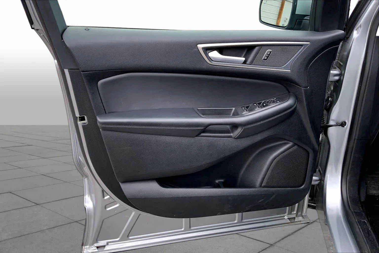 Used 2024 Iconic Silver Metallic Ford SEL image 19