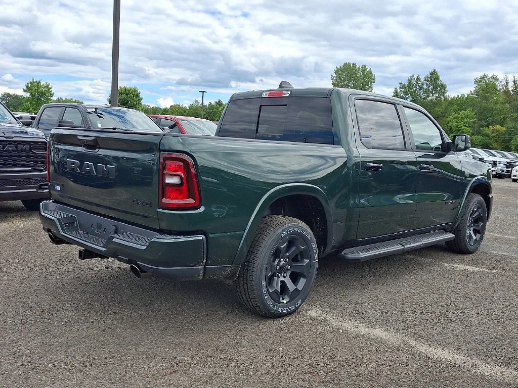 New 2027 Serrano-Green Metallic Exterior Paint RAM Big Horn image 8