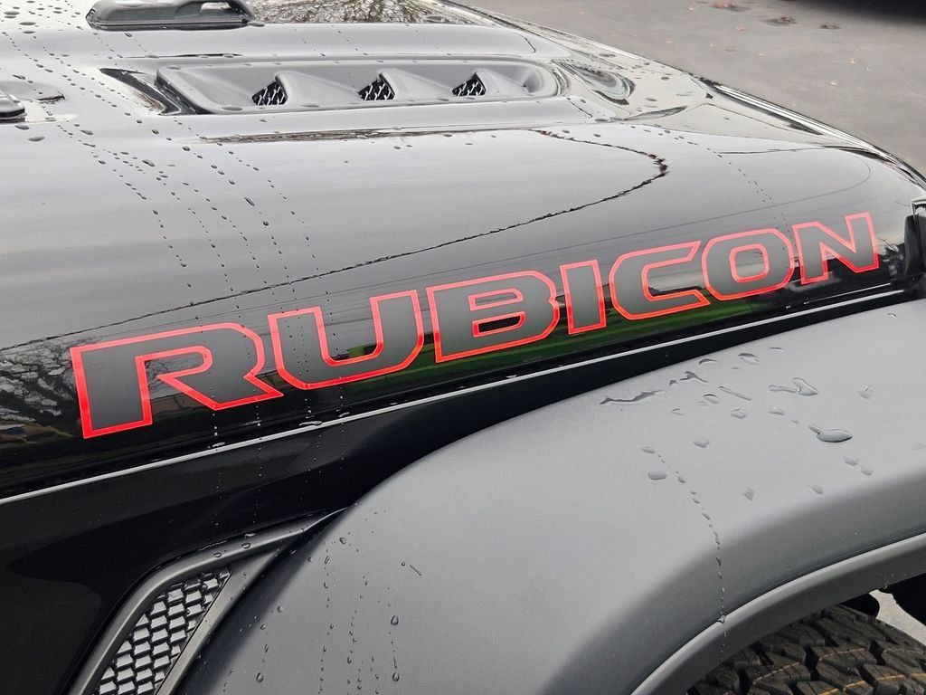 New 2026 Black Clear-Coat Exterior Paint Jeep Rubicon image 34